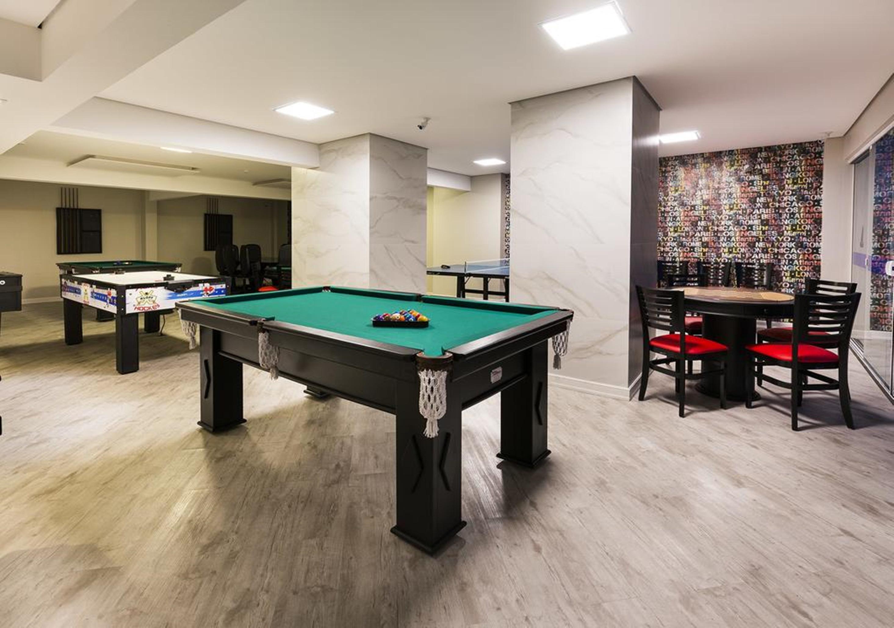坎布里乌广场酒店 Balneário Camboriú 外观 照片